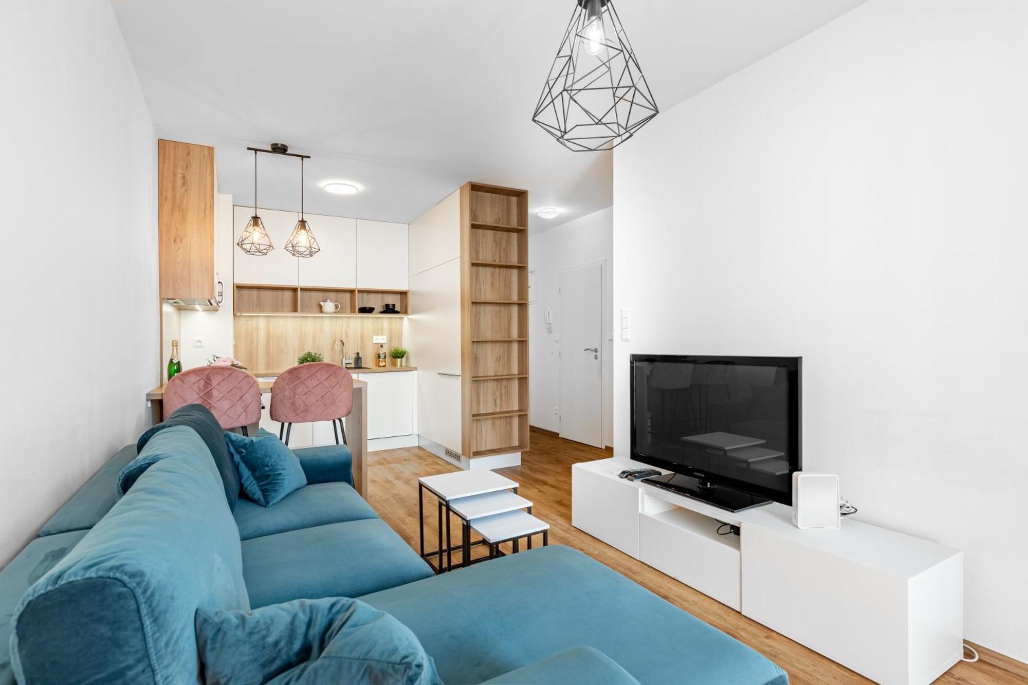 Leo Apartment - Ac & Free Parking Bratislava Eksteriør billede